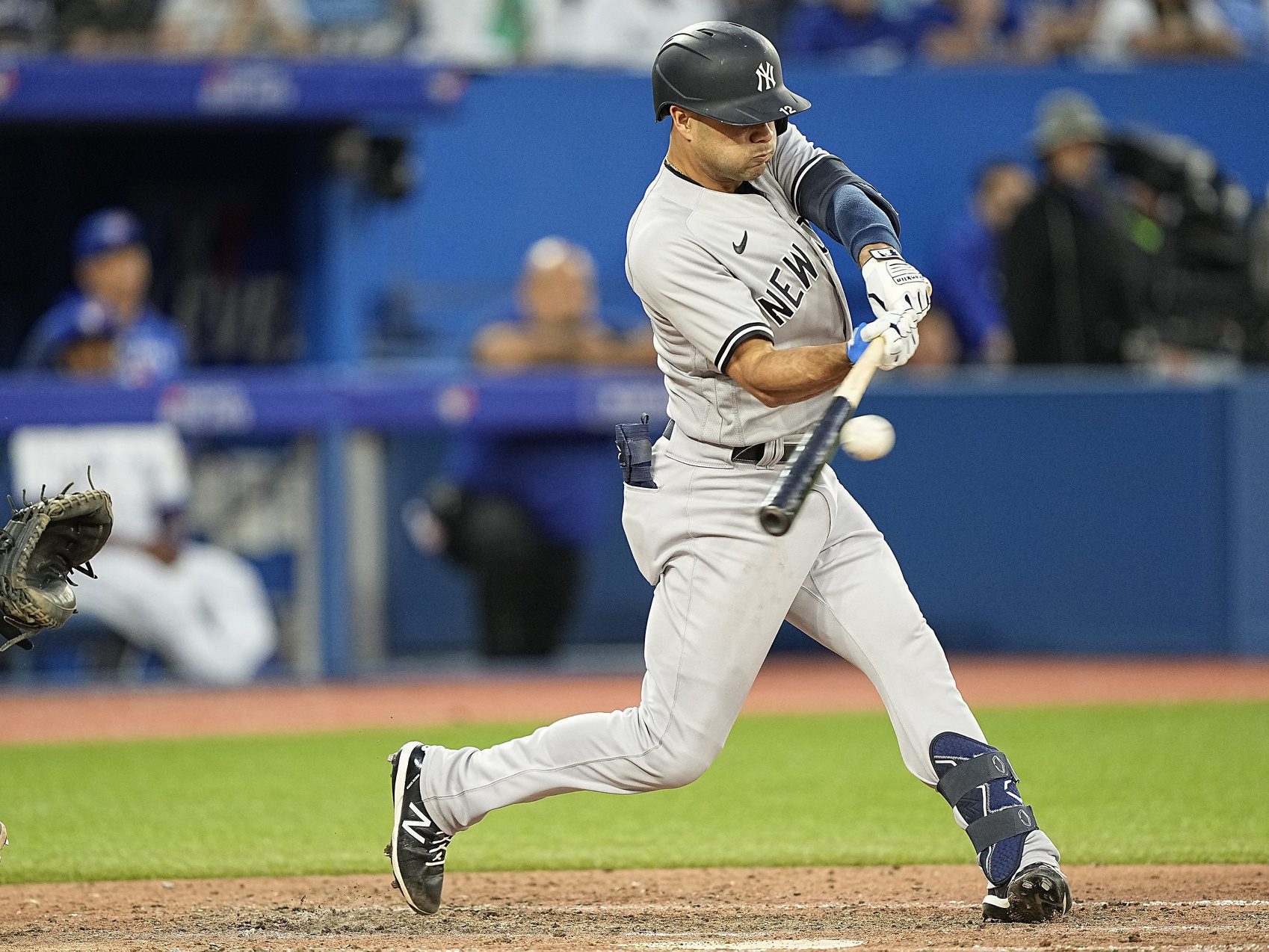 New York Yankees shortstop Isiah Kiner-Falefa hits a single