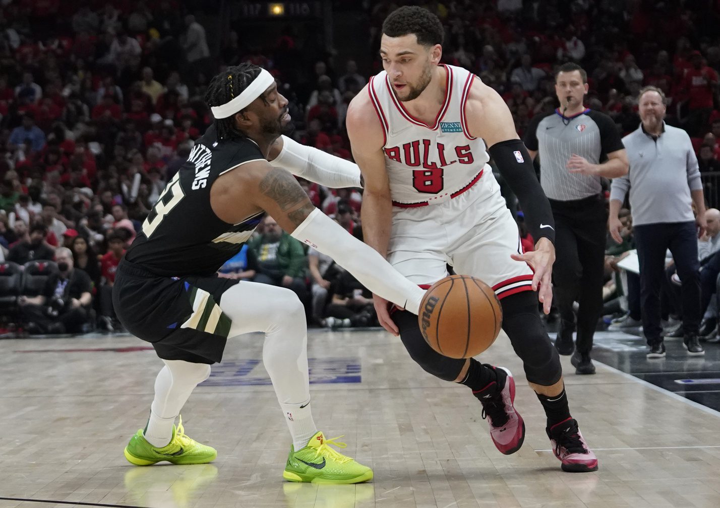 Zach LaVine May Remain In Chicago
